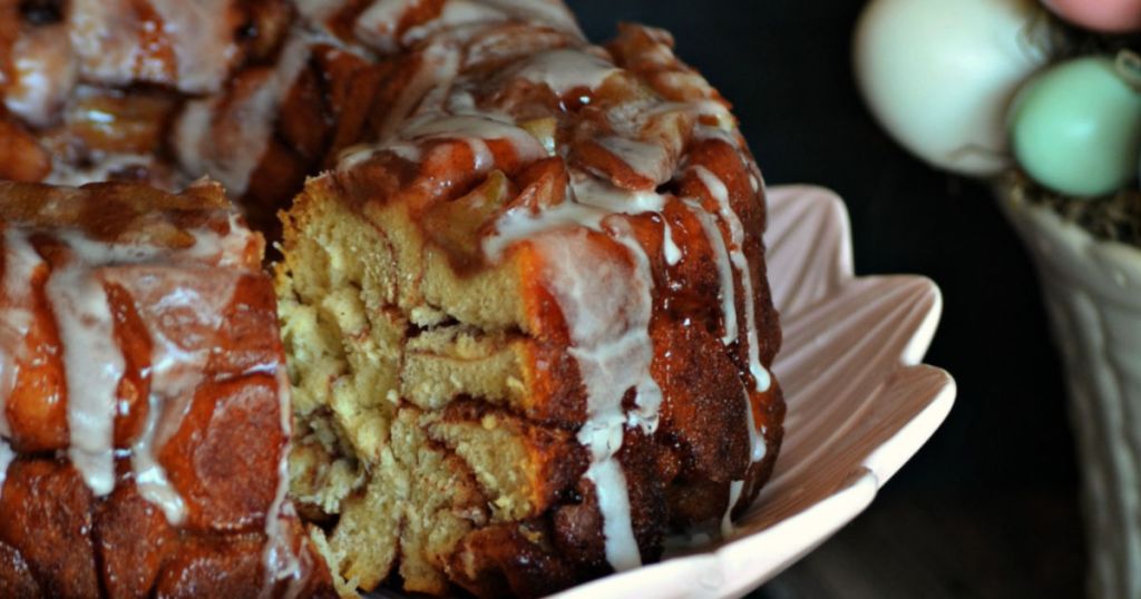 cinnamon apple monkey bread