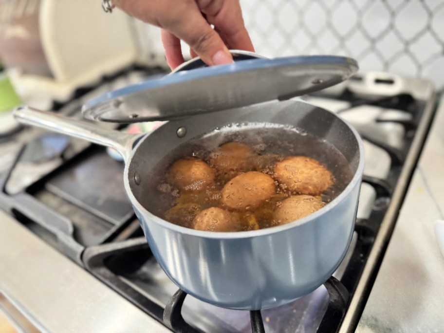 caraway pan with boing eggs inside 