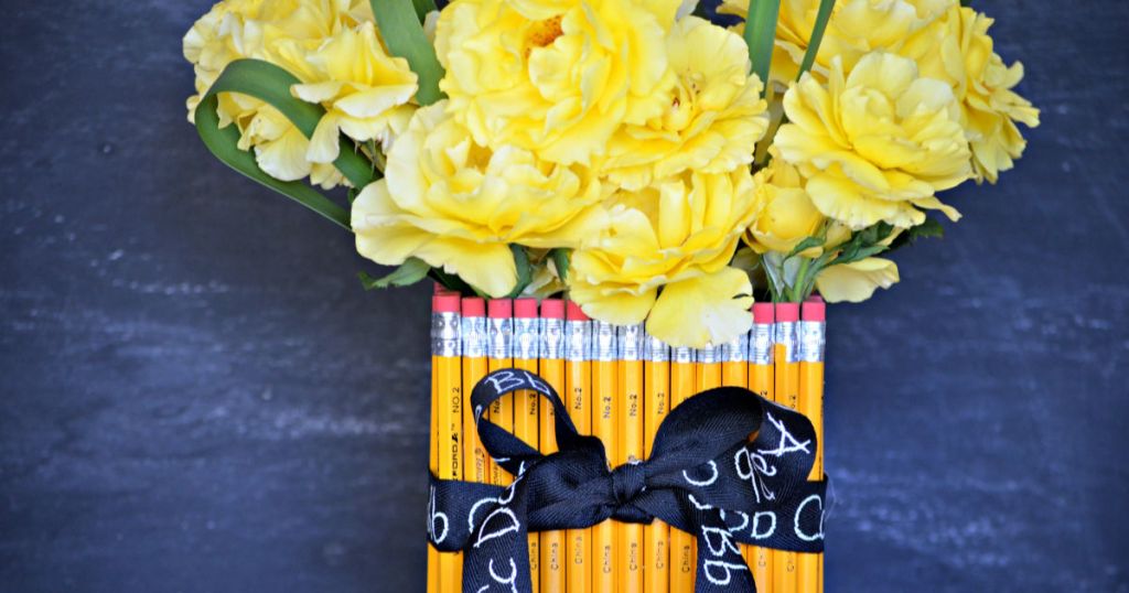 DIY teacher pencil vase gift