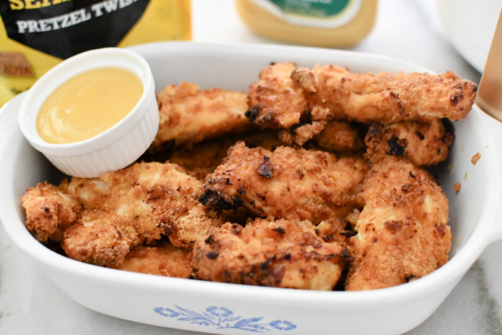 air fryer chicken tenders with honey mustard dressing for dipping