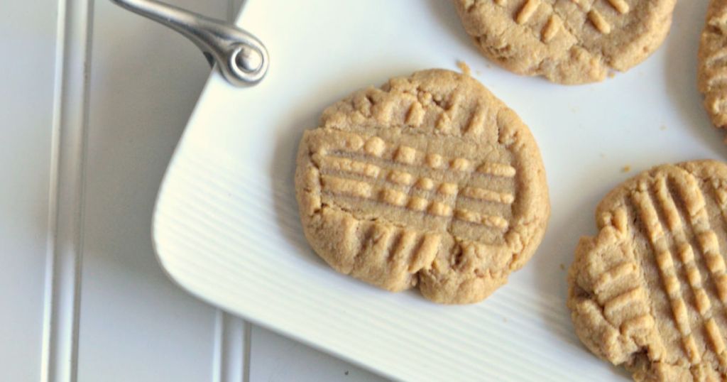 easy peanut butter cookies