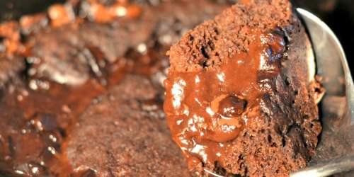 ** Slow Cooker Chocolate Lava Cake