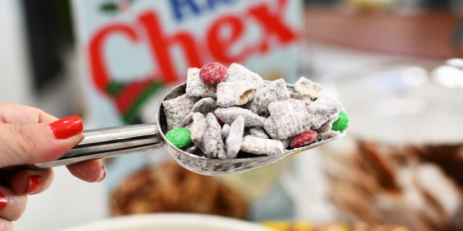 Make Christmas Chex Mix Muddy Buddies as an Easy No-Bake Treat!