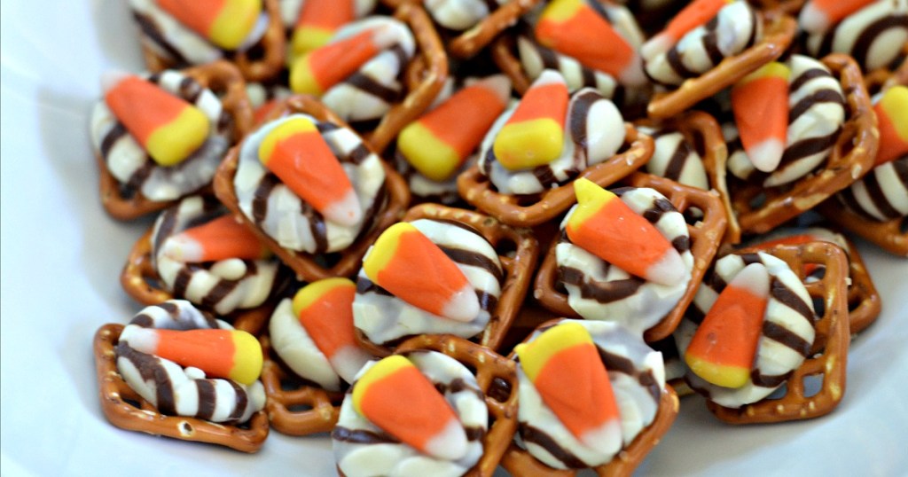 candy corn pretzel hugs recipe