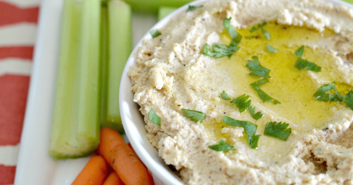 keto cauliflower hummus in a bowl