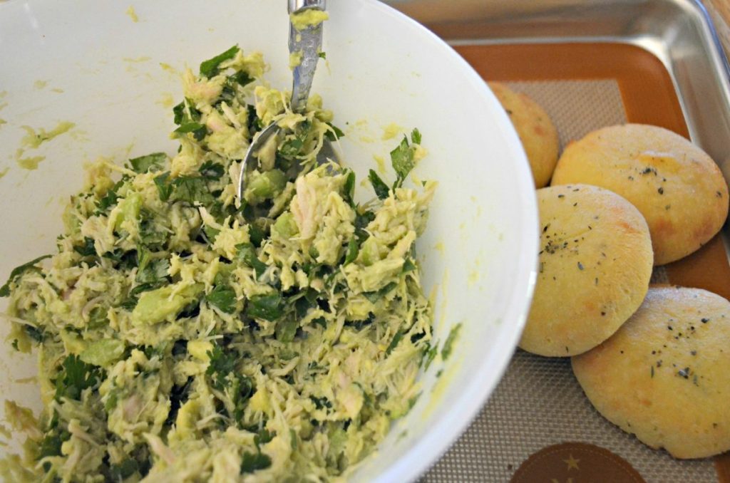 keto avocado chicken salad