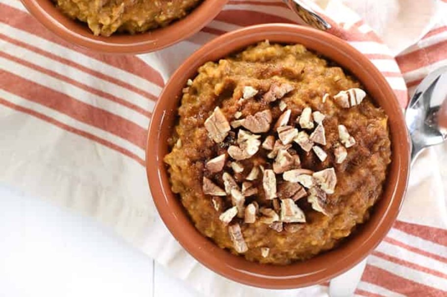 pumpkin pie oatmeal in rust-colored bowl