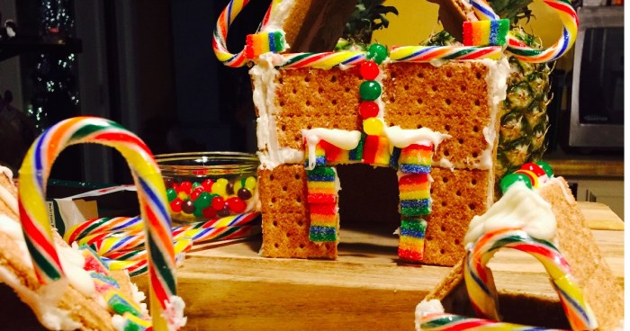 homemade-gingerbread-house