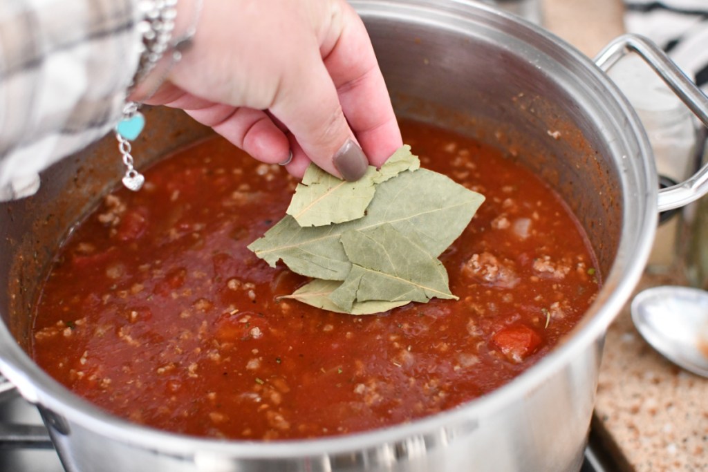 adding bay leaves to goulash