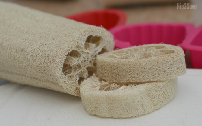 slice-loofah-with-knife