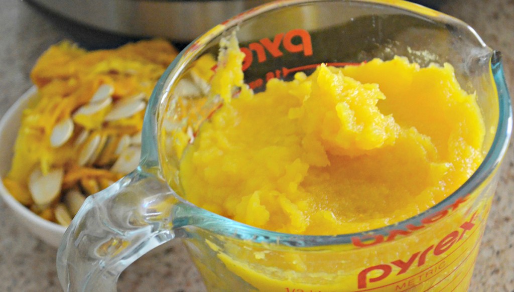 instant pot pumpkin puree in pyrex measuring cup