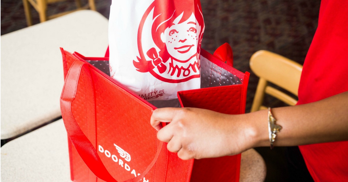 doordash bag with wendy's bag in it