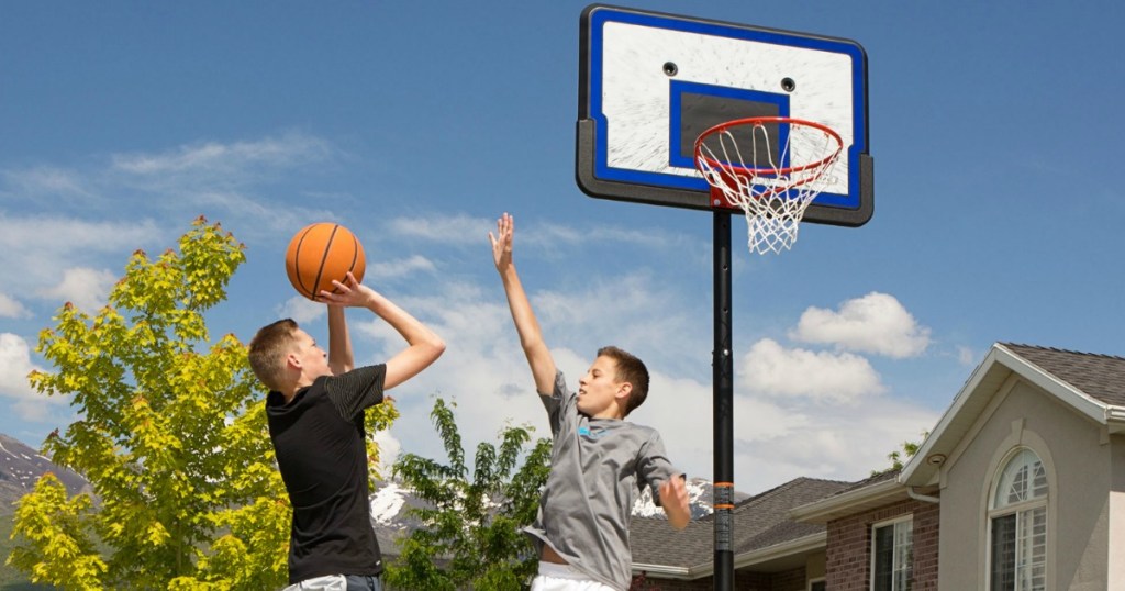 Lifetime Basketball Hoop