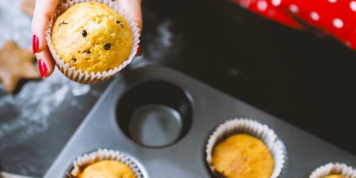 Wilton 24-Cup Muffin & Cupcake Baking Pan Just $9.65 at Amazon (Regularly $19)