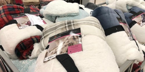 Kohl’s Cardholders: Cuddl Duds Cozy Soft Throws ONLY $12.59 Shipped (Regularly $60)