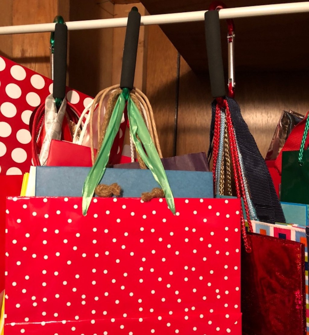 gift bag organizer 