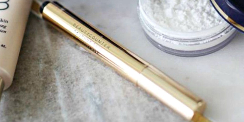 best undereye concealer — beautycounter concealer pen