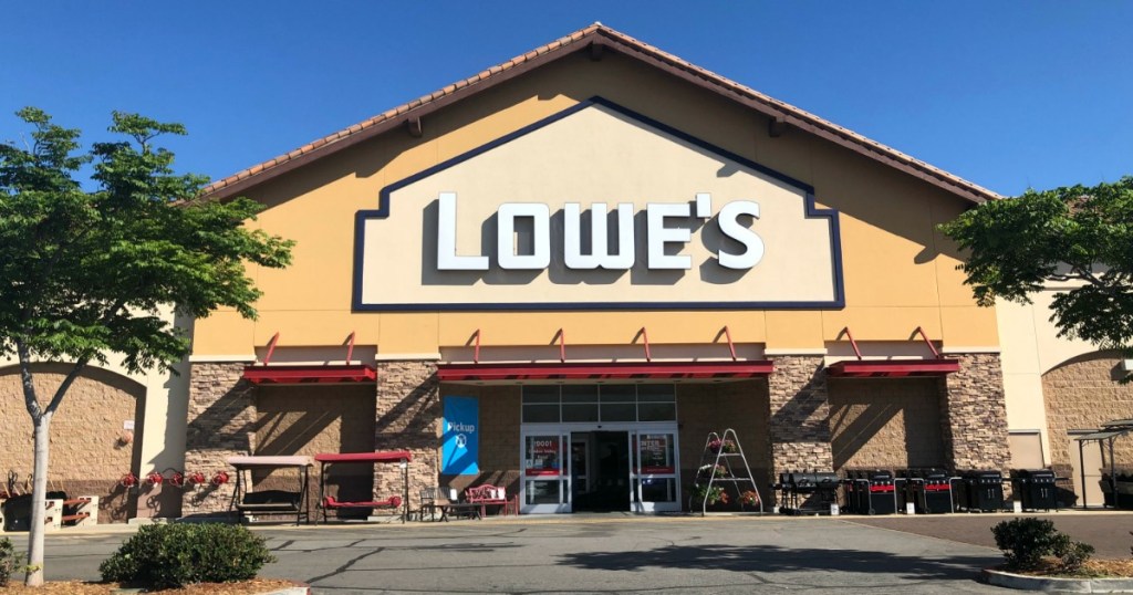 Lowe's store front