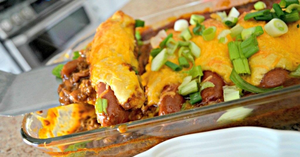 easy chili dog bake