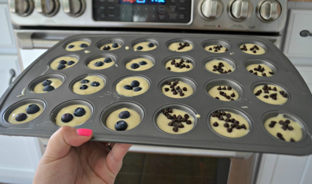 These gluten-free pancake bites are an easy breakfast idea – ready for the oven