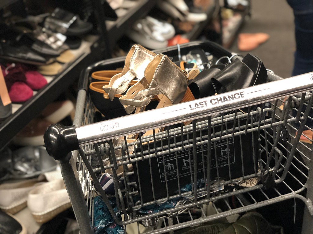  nordstroms last-chance store deals, tips, and tricks – shoes in a cart