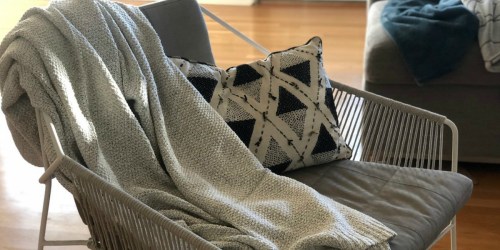 Target.online: 30% Off Threshold Sweater Knit Blankets (Awesome Reviews) & More