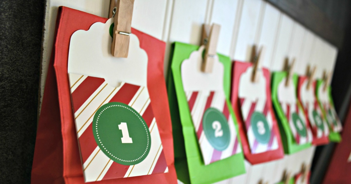 Make This Easy DIY Wooden Advent Calendar Using Treat Bags