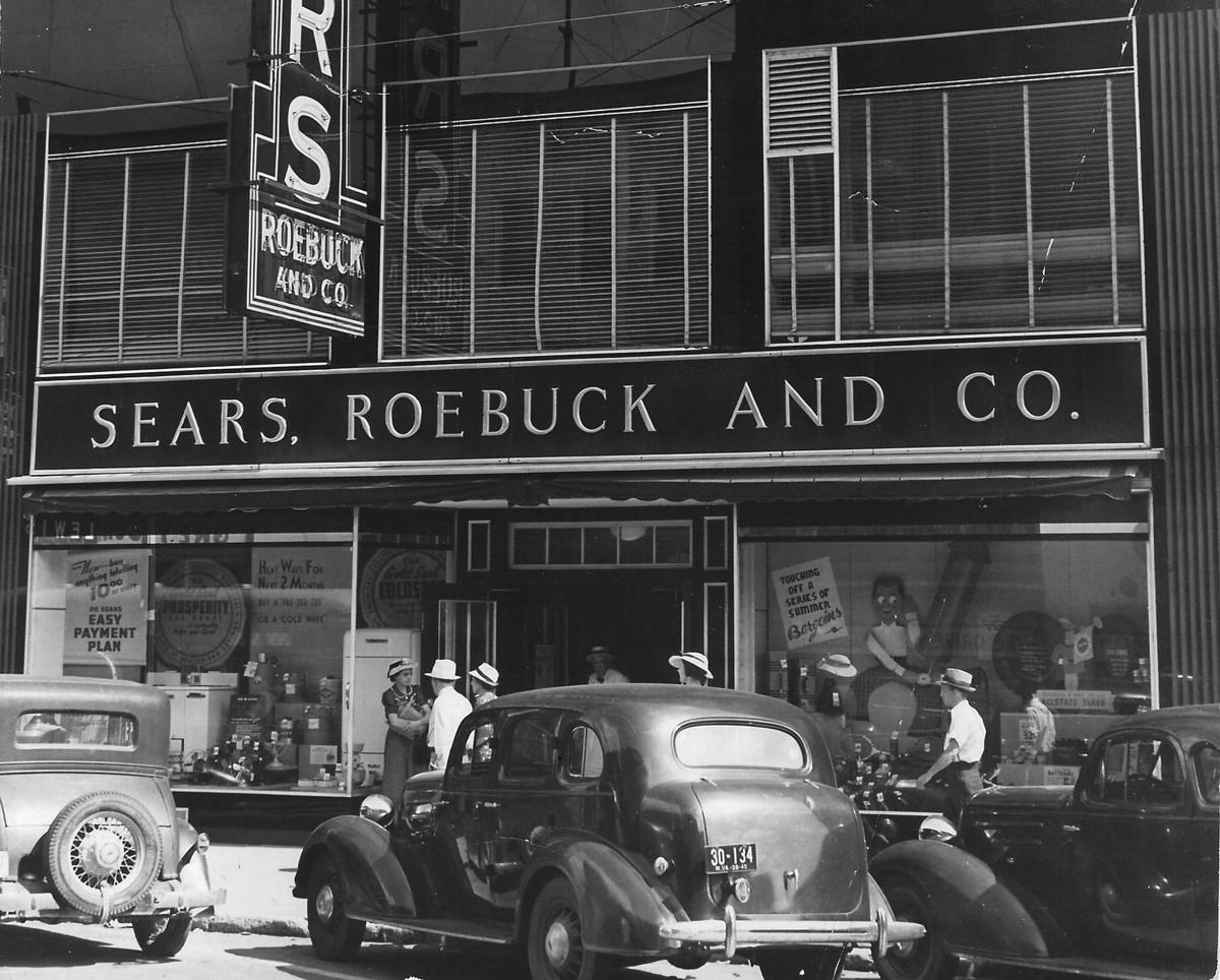 sears files for bankruptcy – Sears, Roebuck and Co picture in black and white