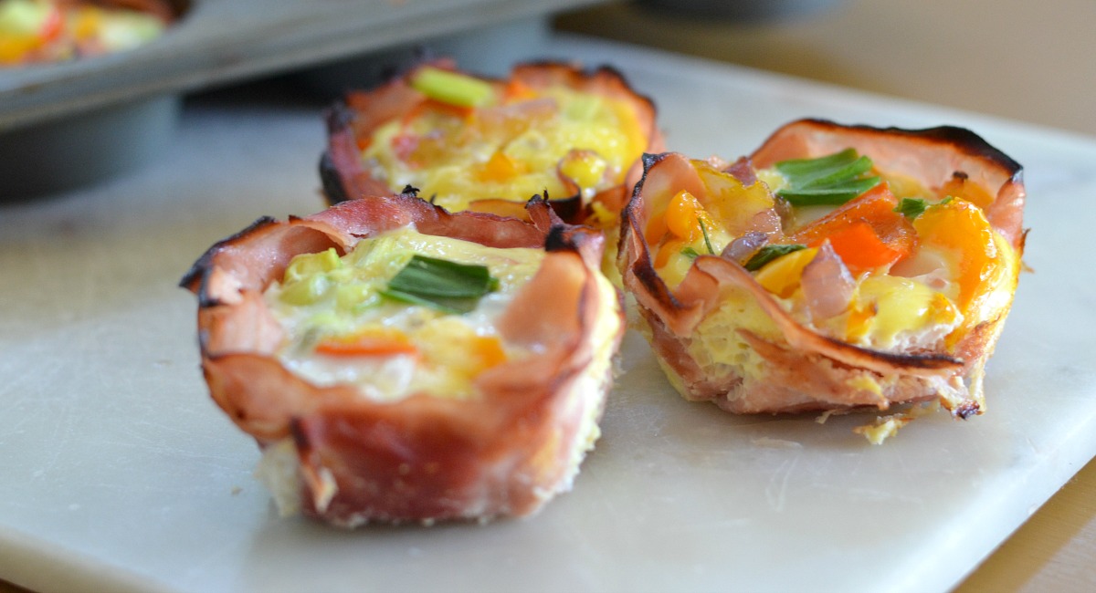 baking silicon muffin pans review tips – egg, ham, and cheese cups perfect for a mini muffin tin