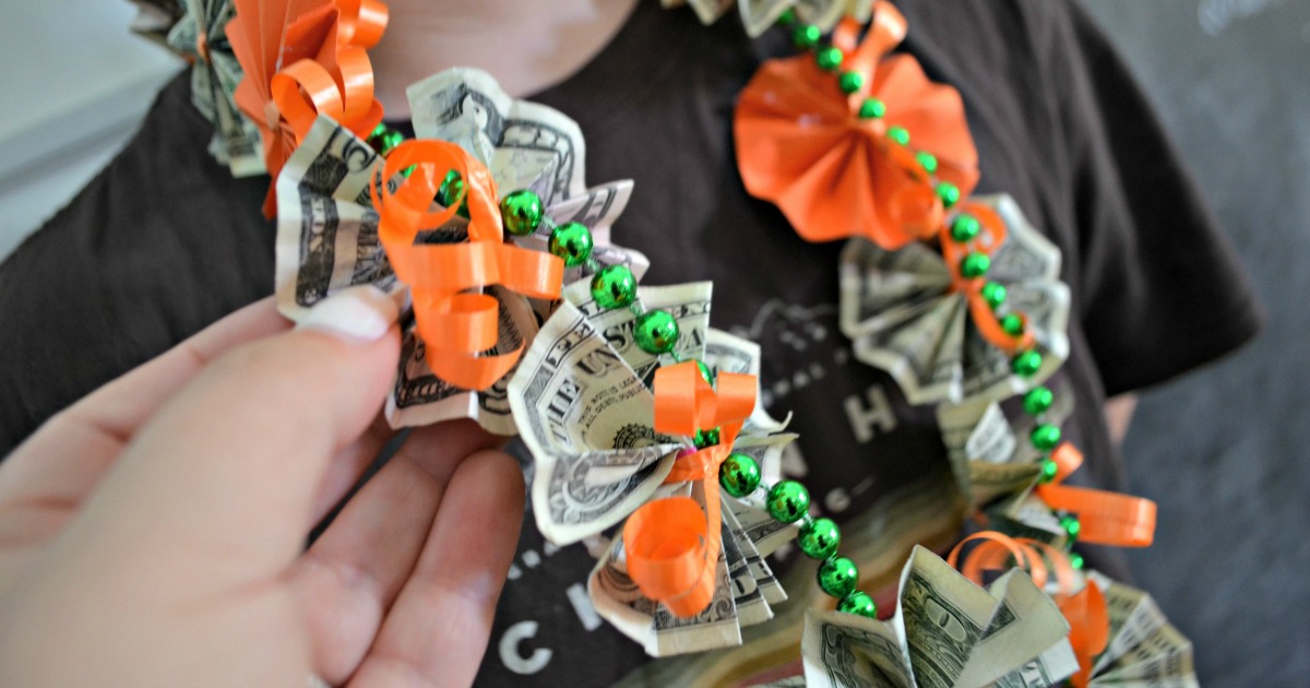 Graduation DIY: Easy Money Lei You Can Make in Minutes!