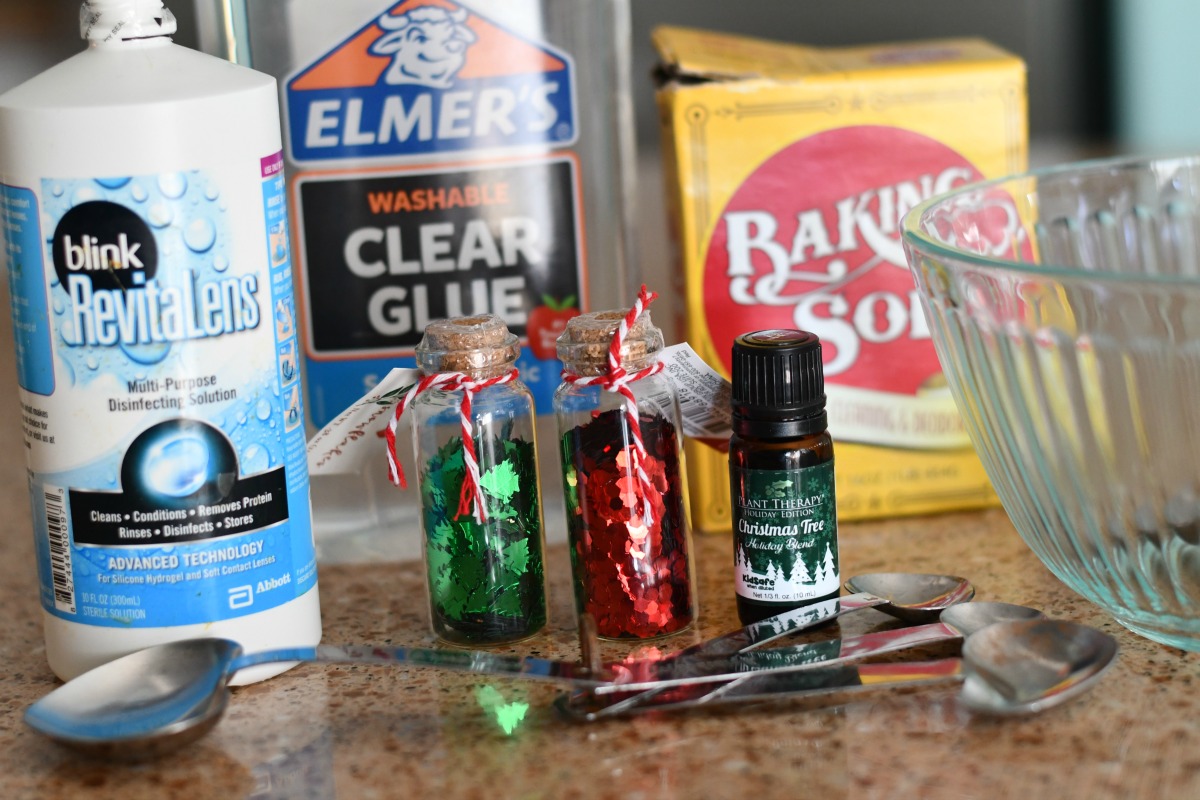 Make Christmas Tree Slime – slime ingredients