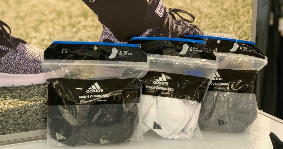 3 packs of men's low-cut adidas socks