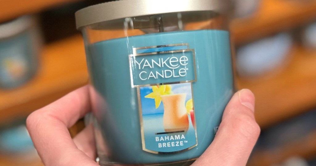 hand holding yankee candle Bahama breeze small tumbler