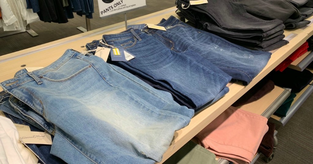 Universal Thread Jeans