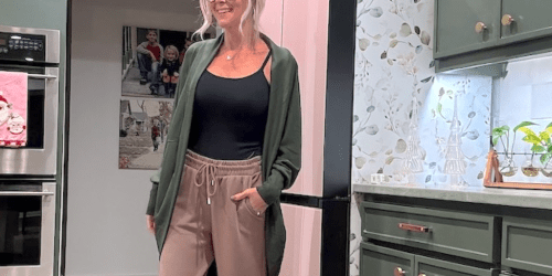Price Drop: Scoop ScubaKnit Women’s Cardigan from $10.84 on Walmart.online