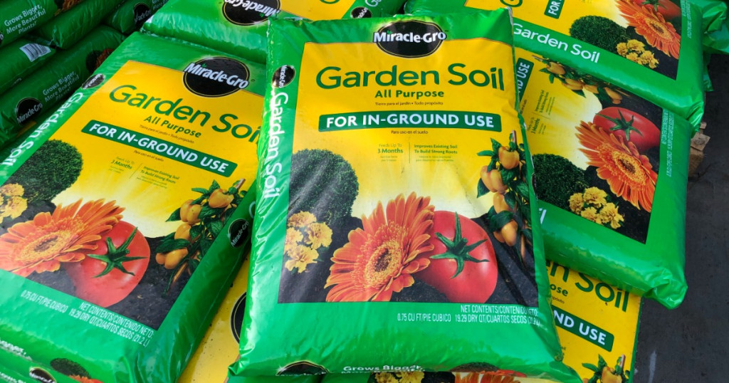 Miracle gro soil bags on pallet