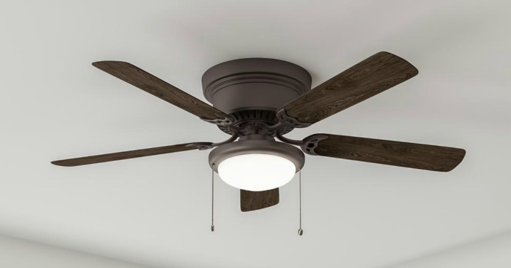 Hugger Celing Fan