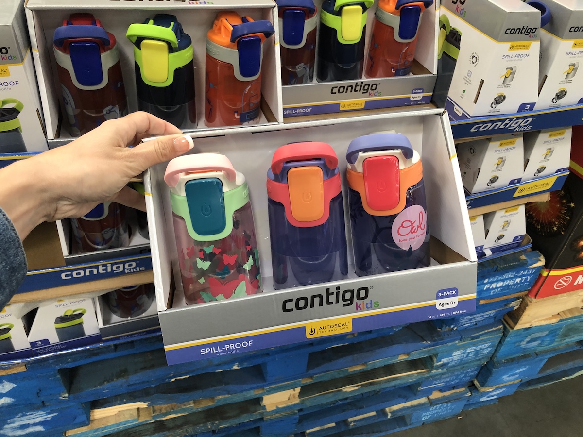 hand holding Contigo Water Bottles at Sam's Club