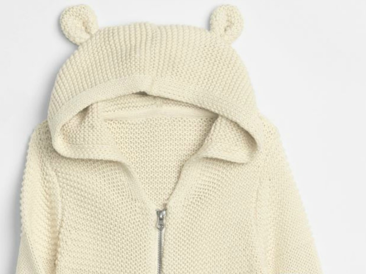 white knit hooded sweater with bear ears