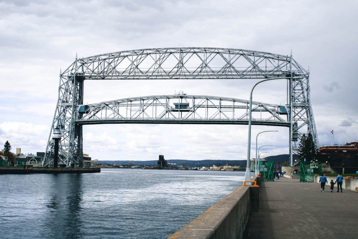 bridge over river in duluth mn, one of the popular cheap travel destinations