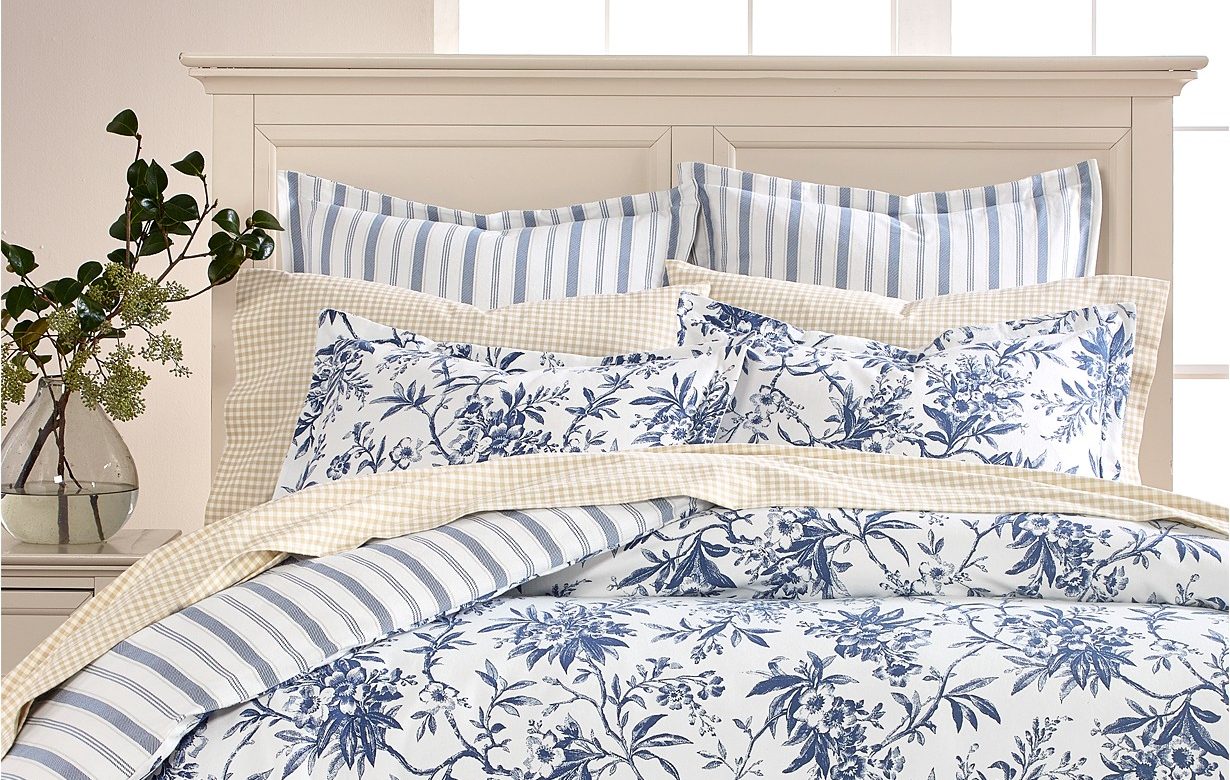 Martha Stewart Bedding Set