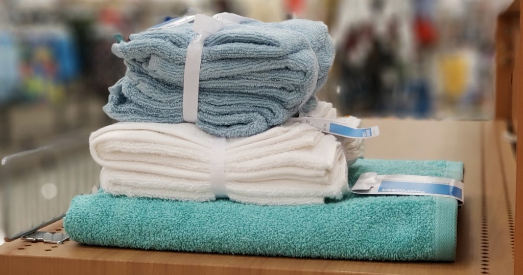 Target Room Essentials Towels and Wash Cloths