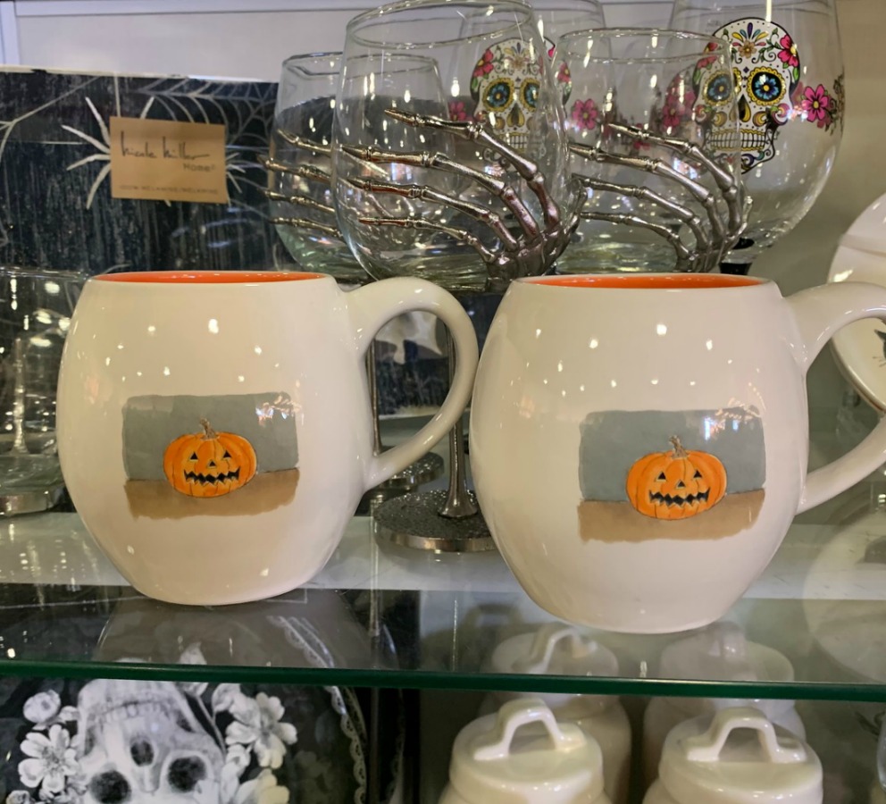 pumpkin mugs