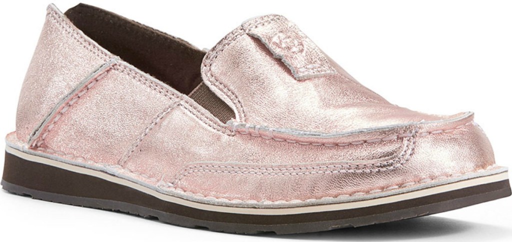 Metallic women's slip-on sneakers with black sole