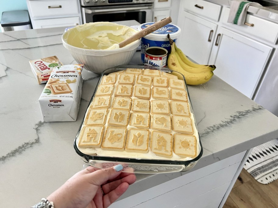 banana pudding before the refrigerator