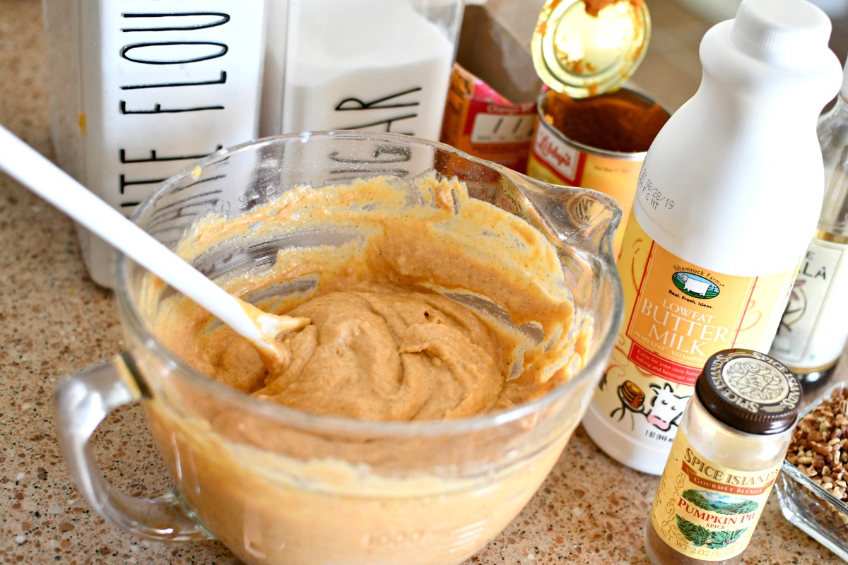 mixing pumpkin spice pancake batter 