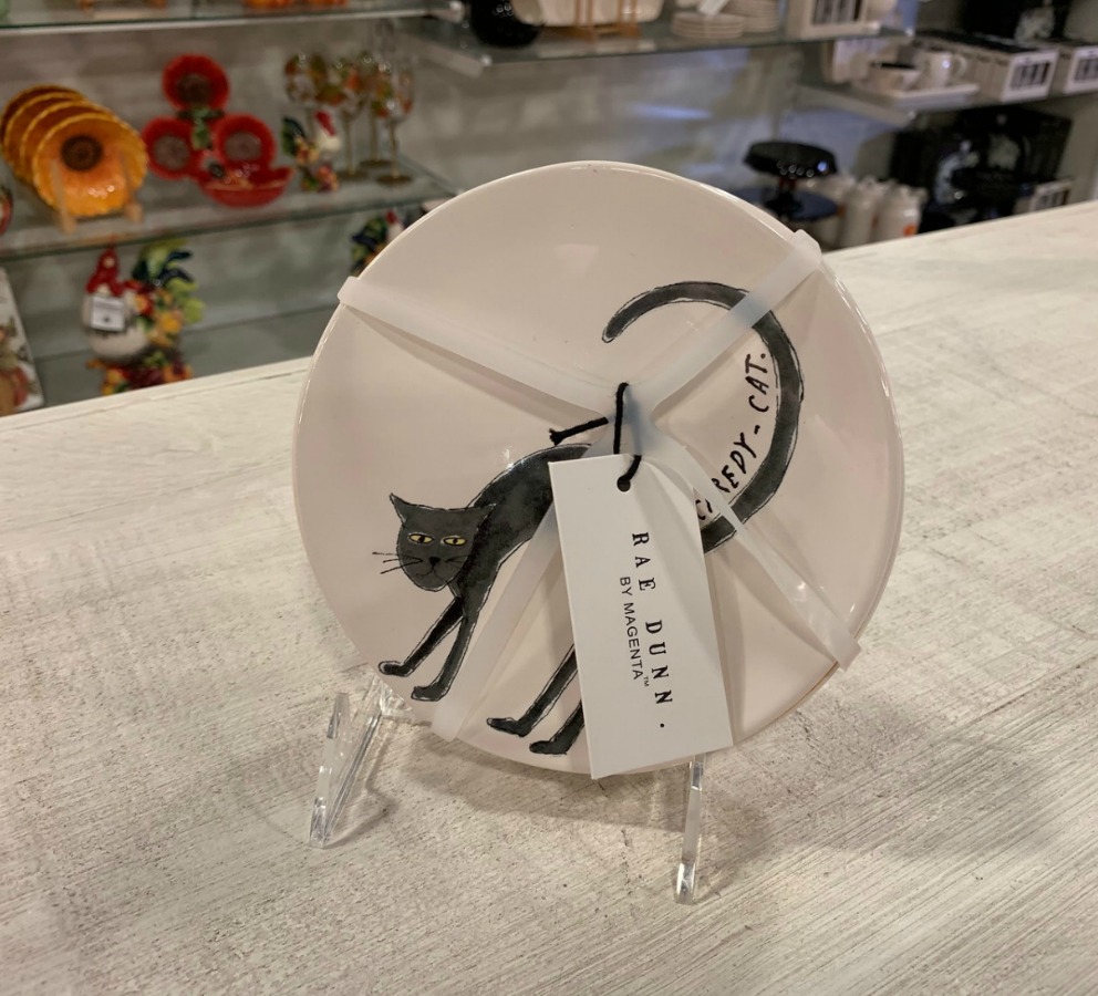 cat plate in store