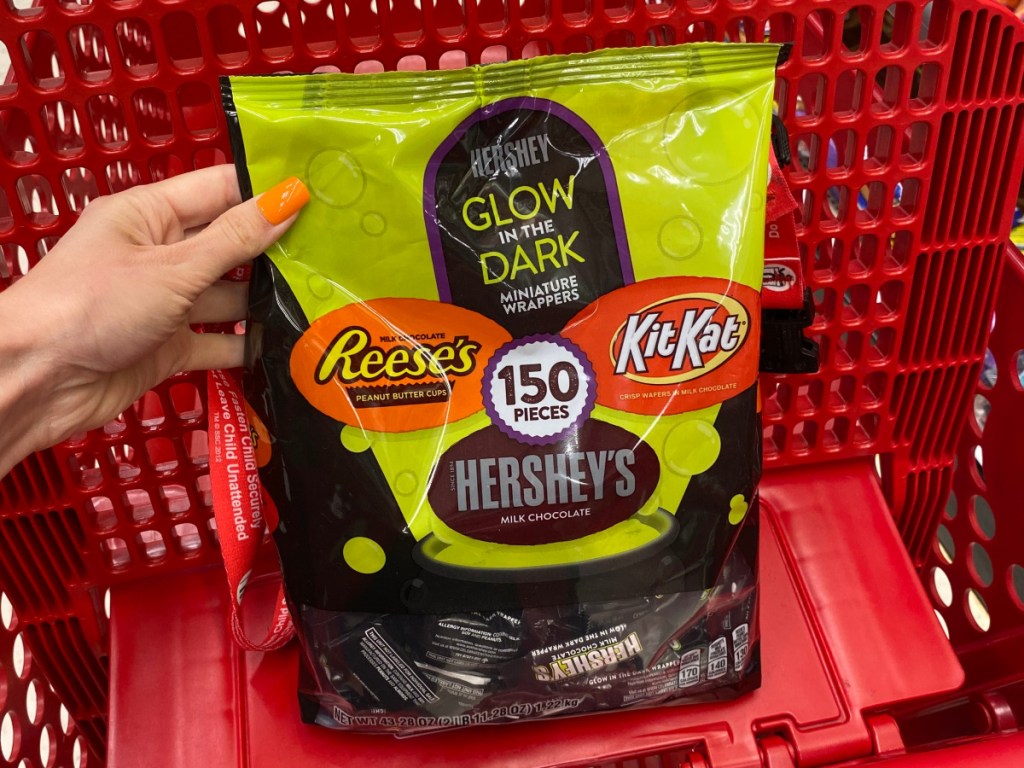 Hershey Glow in the Dark 150 Pieces Candy