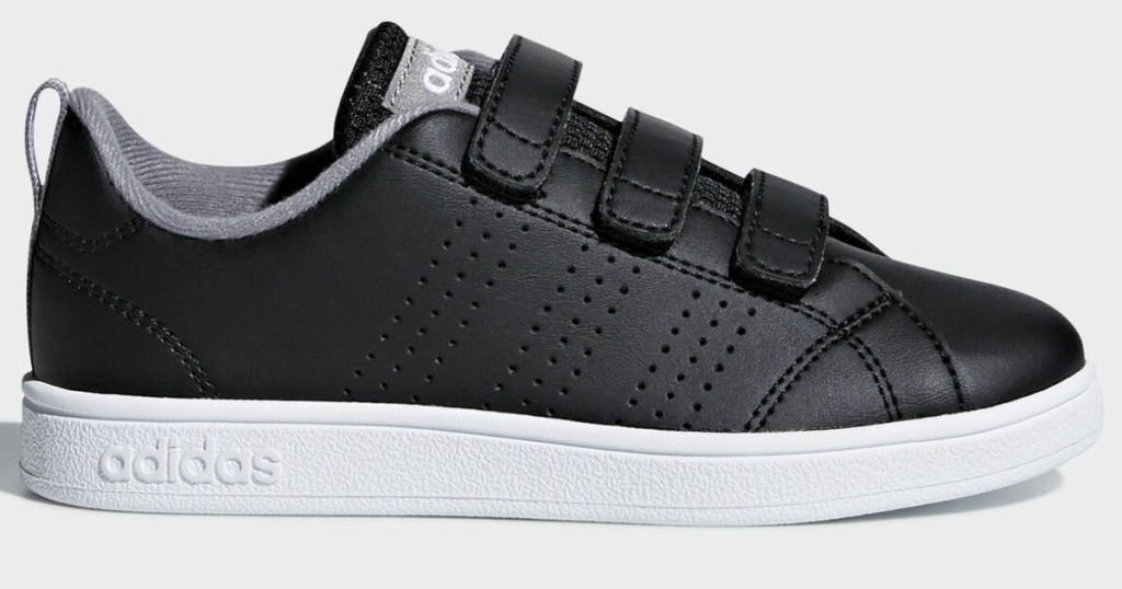 kids black adidas shoe