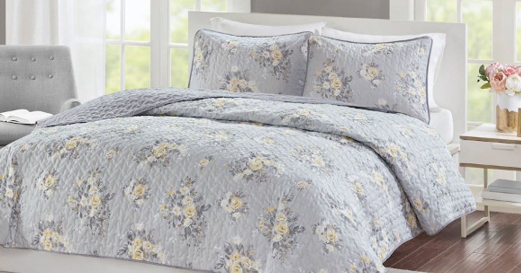 madison park essentials quilt set bouquet